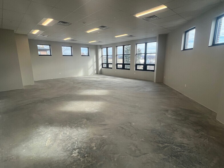 More Photos Of 131 Fairfield Rd, Fairfield Distribution For Lease