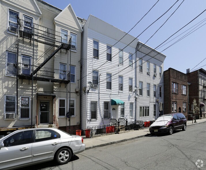 More Photos Of 514 11th St, Union City Apartments For Sale