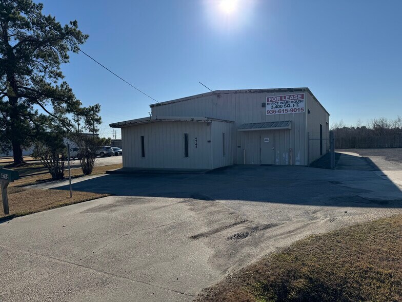 More Photos Of 4745 Fannett Rd, Beaumont Industrial For Lease