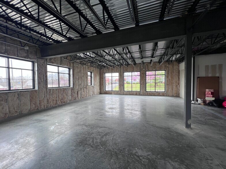 More Photos Of 2540 Park Dr, Nashville Office Residential For Lease