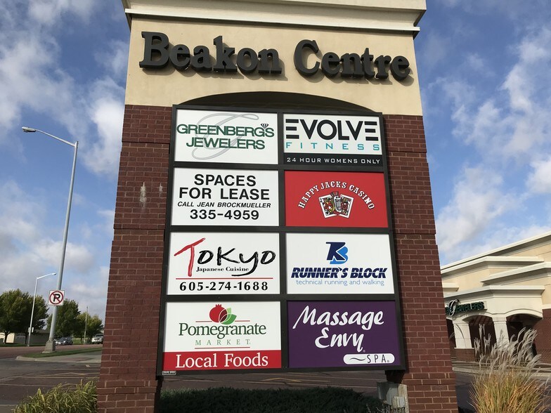 More Photos Of 4801-4831 S Louise Ave, Sioux Falls General Retail For Lease