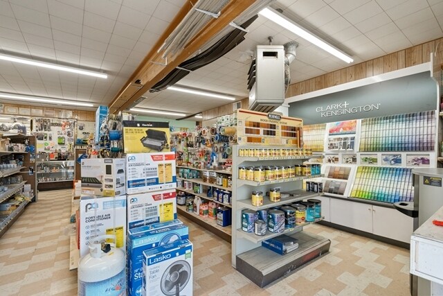More Photos Of 424 W Linden Way, Heppner Storefront For Sale