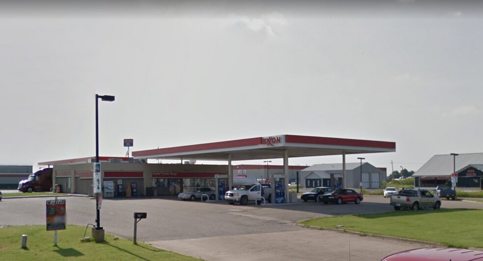 Primary Photo Of 3109 Commerce Dr, Jonesboro Convenience Store For Sale