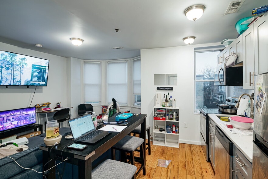 More Photos Of 5913-17 Chestnut St, Philadelphia Apartments For Lease