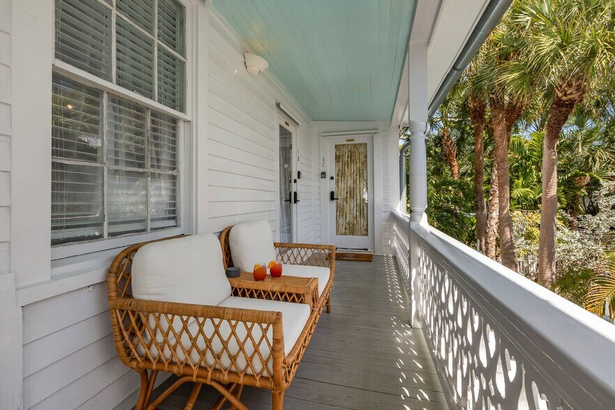 More Photos Of 1117 Duval St, Key West Hospitality For Sale