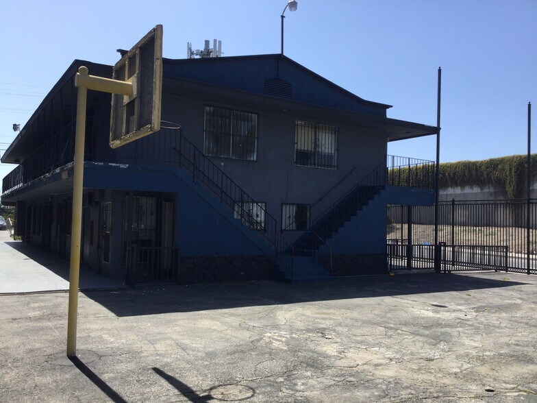 More Photos Of 344 W Florence Ave, Los Angeles Religious Facility For Lease