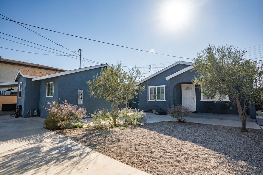 More Photos Of 11835 Gale Ave, Hawthorne Multifamily For Sale