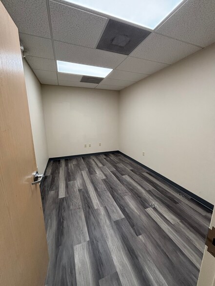 More Photos Of 3250 Harden St Ext, Columbia Medical For Lease