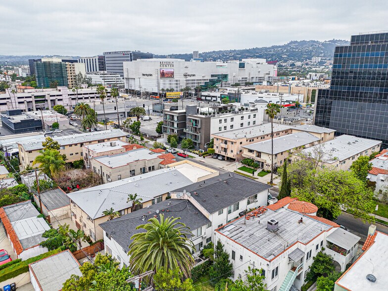 More Photos Of 8436 Blackburn Ave, Los Angeles Apartments For Sale