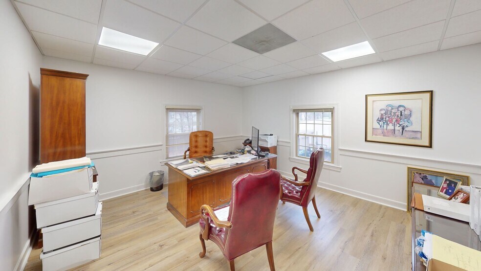 More Photos Of 105 Chestnut St, Needham Medical For Sale