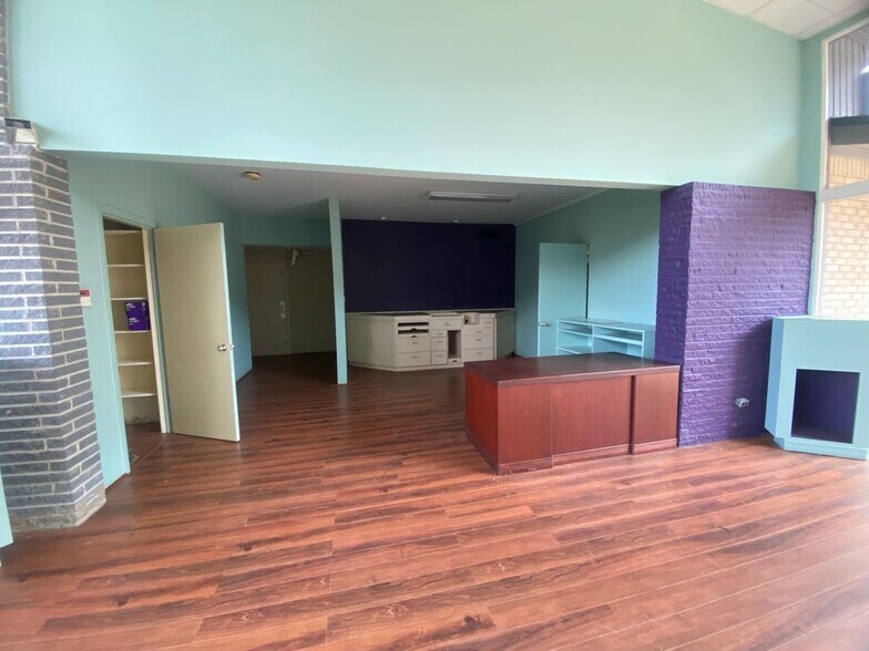 More Photos Of 333-335 Southfield Rd, Shreveport Freestanding For Lease