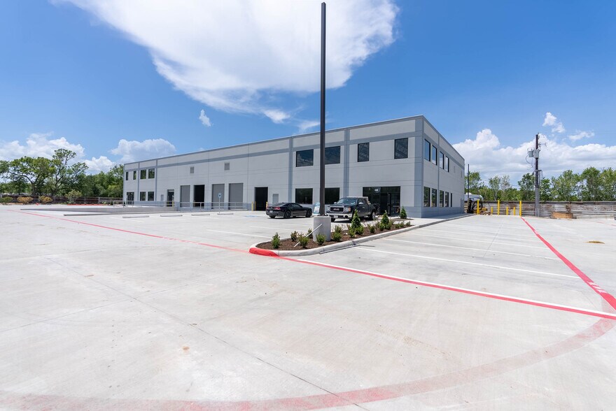 1320 Almeda Genoa Rd, Houston, TX 77047