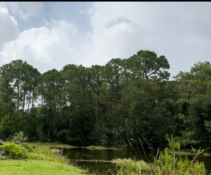 Primary Photo Of 18555 134th Way N, Jupiter Land For Lease