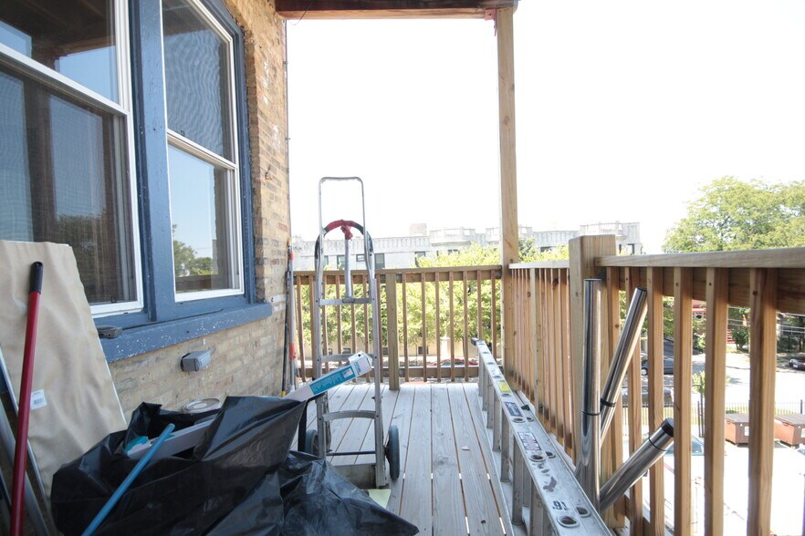 More Photos Of 3018-3022 W North Ave, Chicago Apartments For Sale