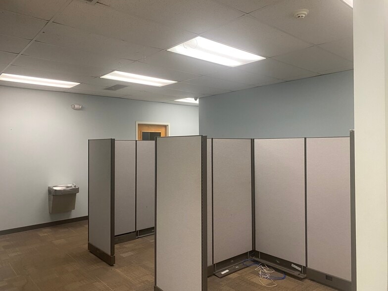 More Photos Of 3409 Genesee St, Buffalo Office For Sale