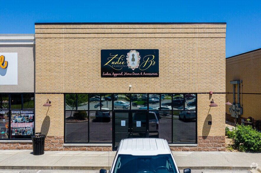 More Photos Of 482-490 Branson Landing Blvd, Branson General Retail For Sale