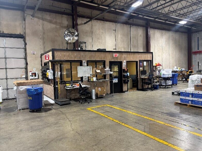 More Photos Of 700 Bartley Chester Rd, Flanders Manufacturing For Lease