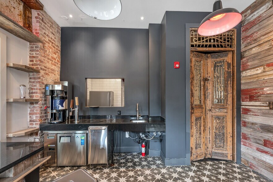 More Photos Of 67 Park Ave, Bloomfield Apartments For Sale