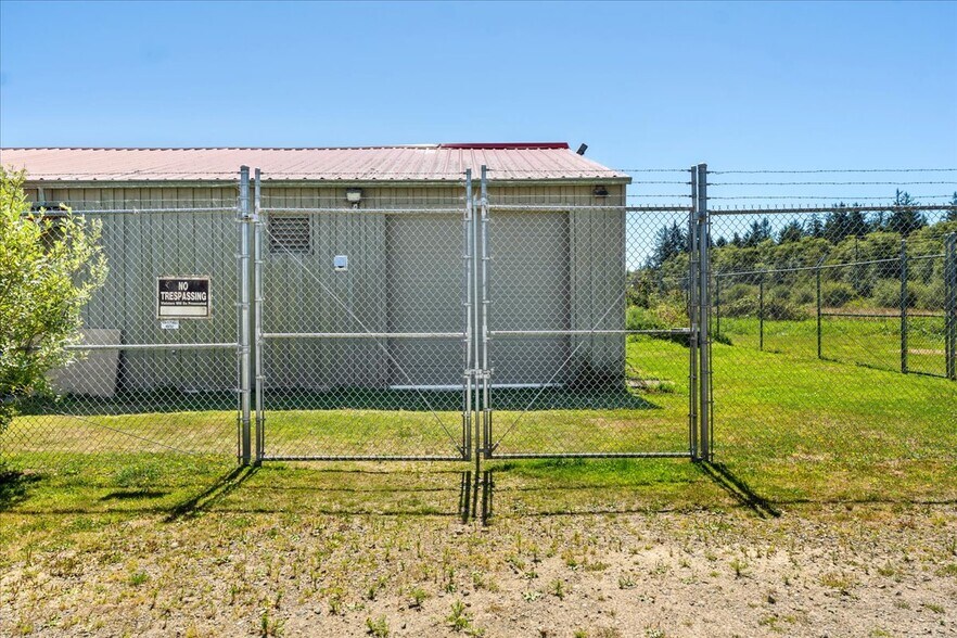 More Photos Of 2546 US-101, Ilwaco Industrial For Sale