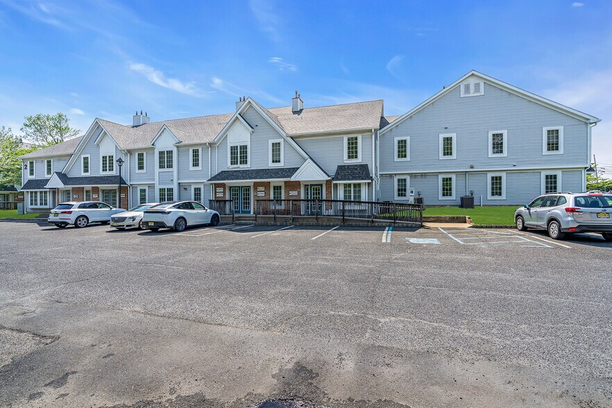More Photos Of 1 Bethany Rd, Hazlet Office For Lease