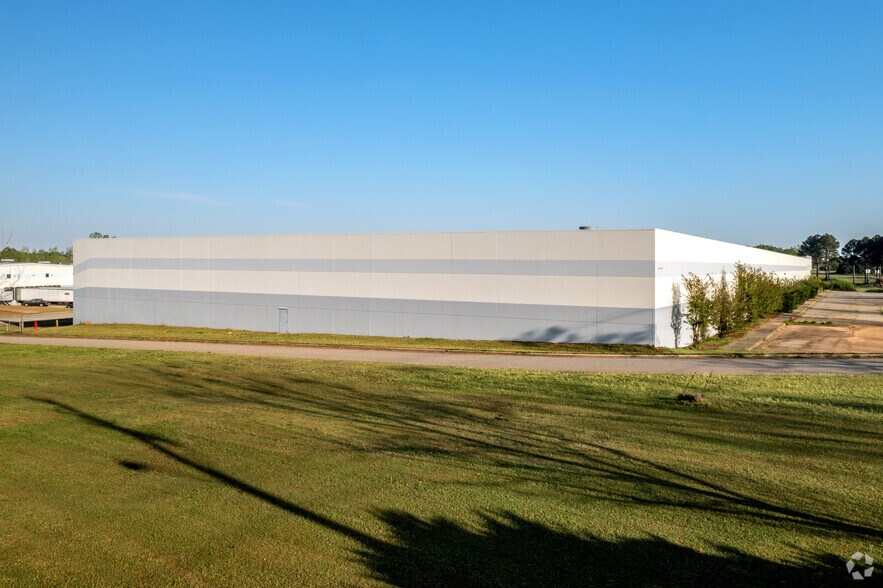 More Photos Of 5475 N Blackstock Rd, Spartanburg Warehouse For Lease
