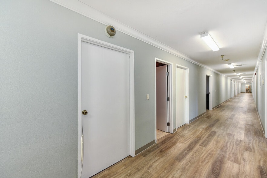 More Photos Of 7710 Sunset Ave, Fair Oaks Assisted Living For Sale