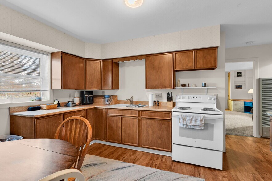 More Photos Of 402 3rd St, Westcliffe Apartments For Sale