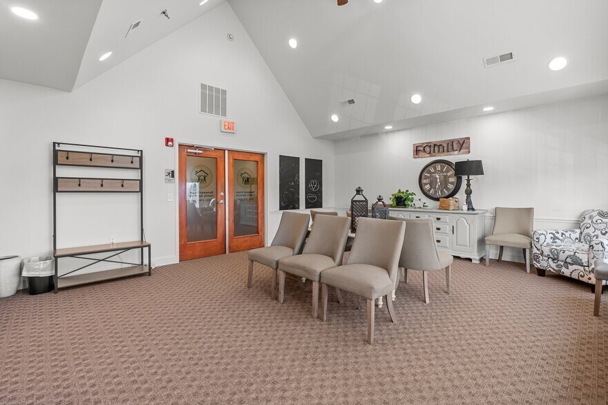 More Photos Of 790 Newtown Yardley Rd, Newtown Medical For Sale