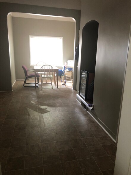 More Photos Of 111 Cass Ave, Mount Clemens Office For Sale