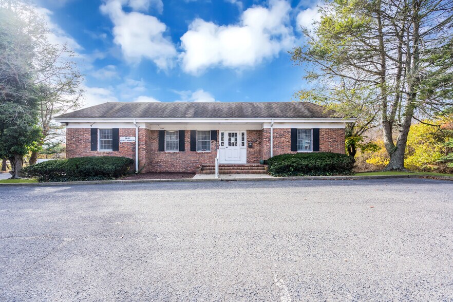 More Photos Of 2807 Hurley Pond Rd, Wall Township Office For Sale