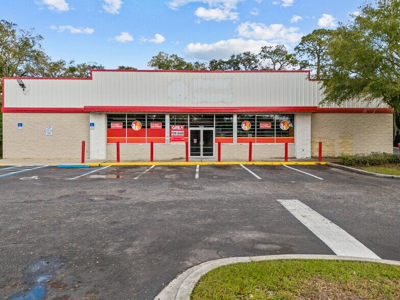 More Photos Of 1945 Kings Rd, Jacksonville Freestanding For Lease