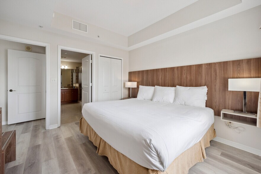 More Photos Of 7395 Universal Blvd, Orlando Hotel For Sale