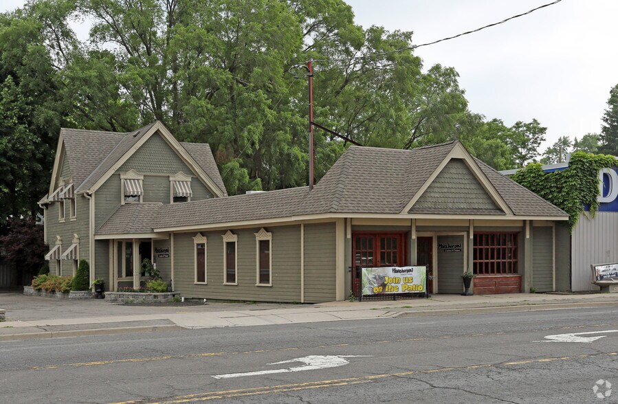 Primary Photo Of 1560 Main St W, Hamilton Restaurant For Sale
