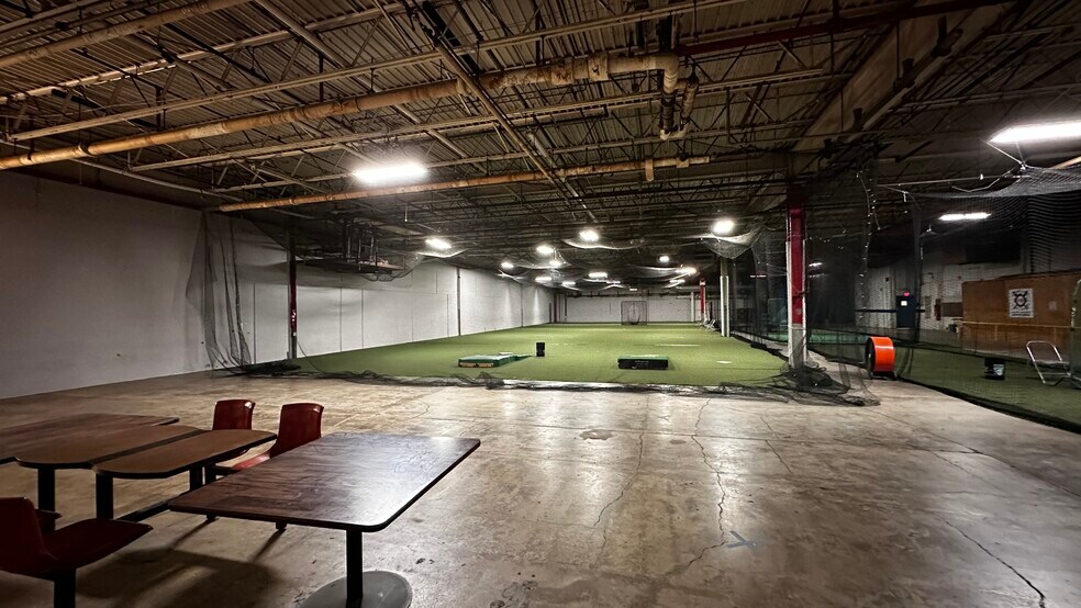 More Photos Of 1727-1801 Union Blvd, Allentown Warehouse For Lease