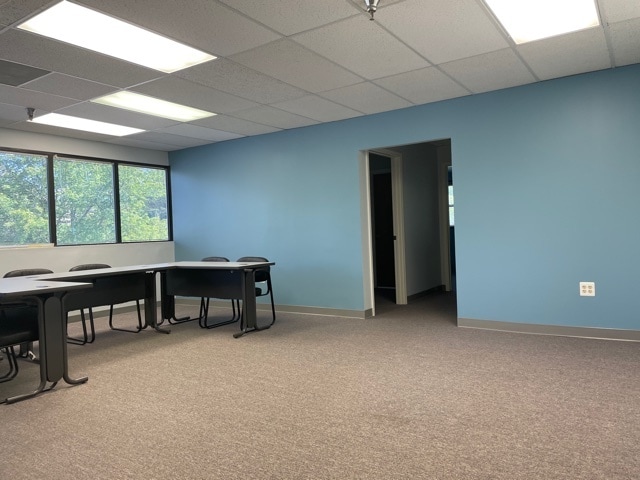 More Photos Of 503 Carlisle Dr, Herndon Flex For Lease