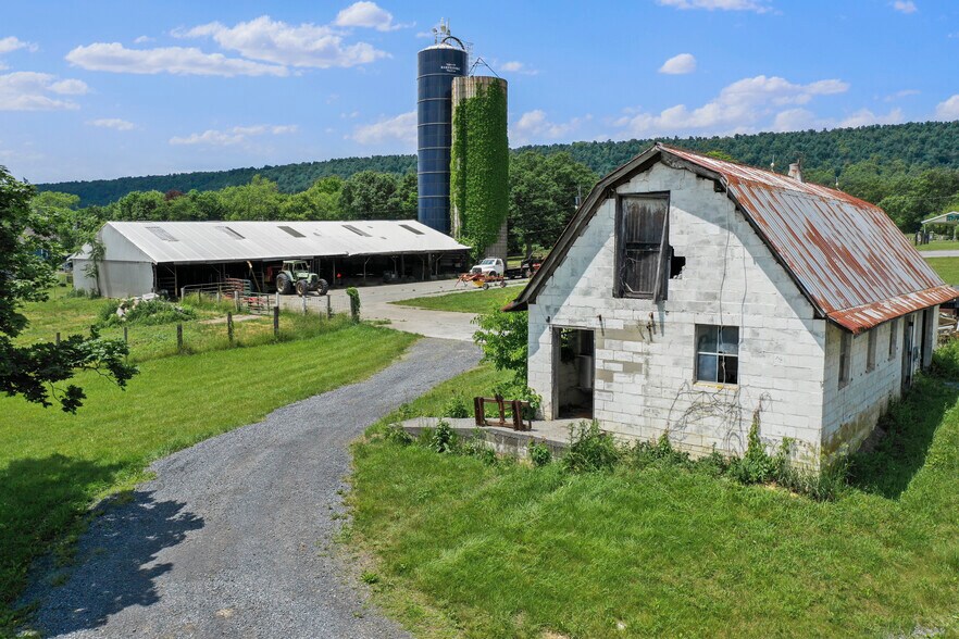 More Photos Of 3648 Dominion Rd, Gerrardstown Land For Sale