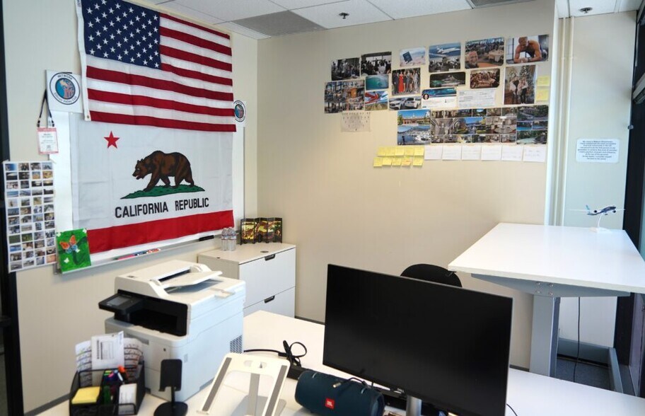 More Photos Of 585 Glenwood Ave, Menlo Park Office Residential For Lease