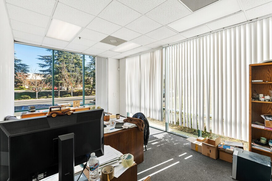 More Photos Of 3583 Old Conejo Rd, Newbury Park Manufacturing For Lease