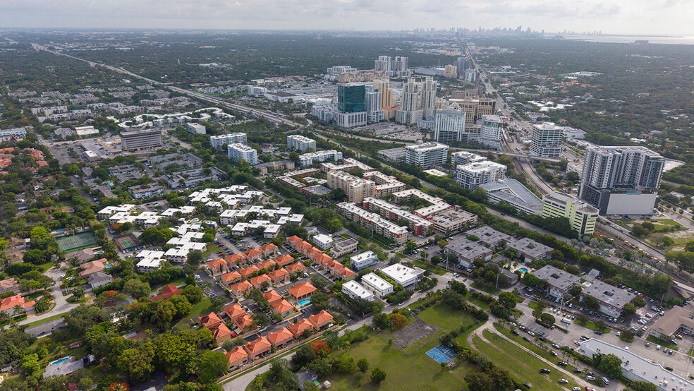 More Photos Of 9500 SW 77th Ave, Miami Office For Sale