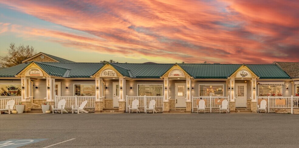 More Photos Of 357 W Main St, Searsport Freestanding For Sale