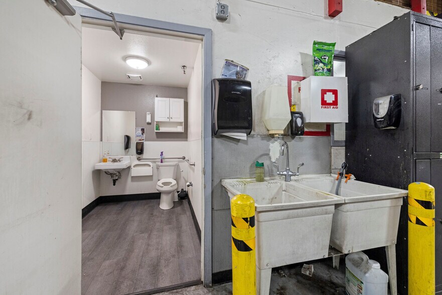 More Photos Of 2431 N Wigwam Dr, Stockton Warehouse For Sale