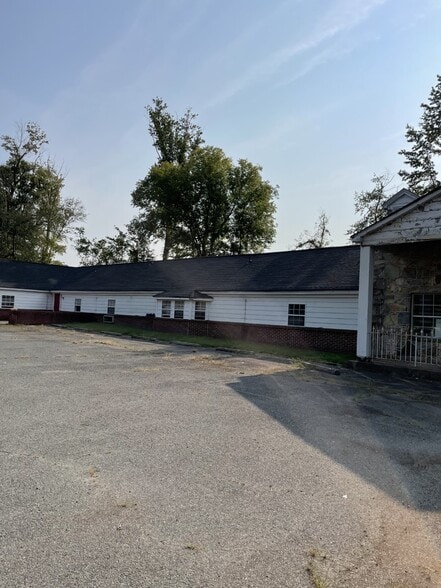 More Photos Of 1080 Richmond Hwy, Fredericksburg Assisted Living For Lease