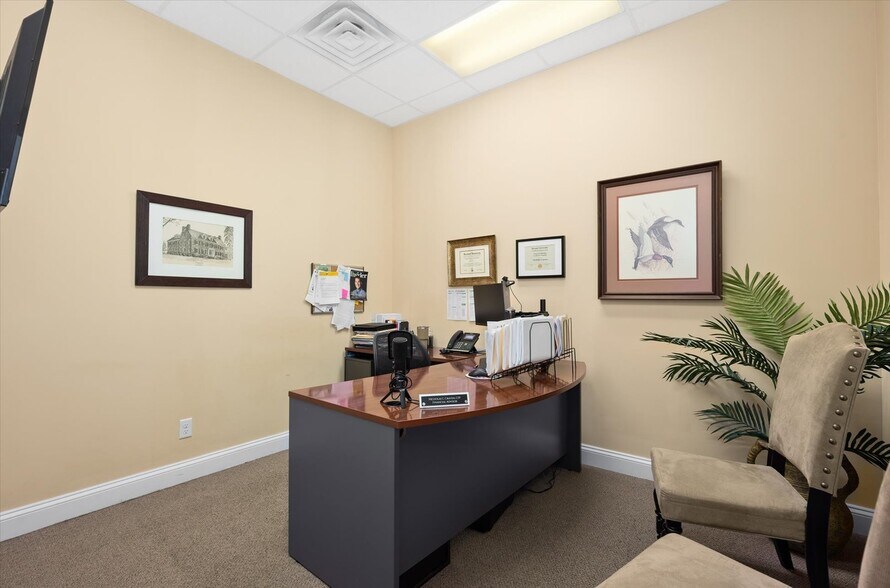 More Photos Of 11022 Nicholas Ln, Berlin Storefront Retail Office For Sale