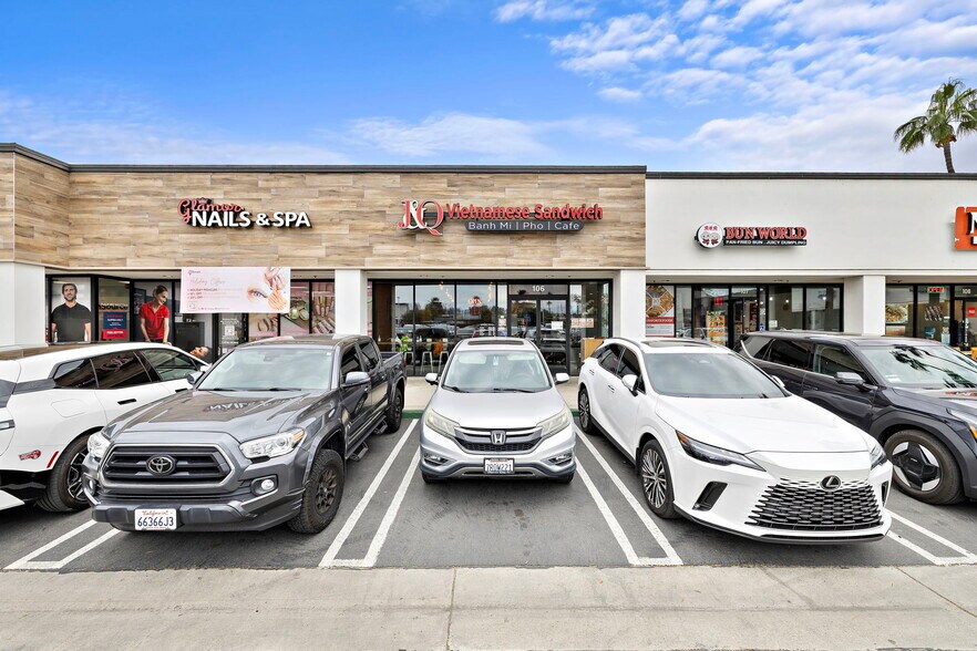 More Photos Of , Anaheim General Retail For Sale