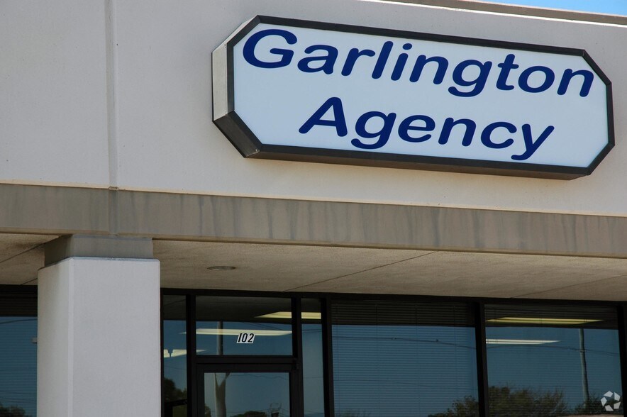 More Photos Of 1225 Belt Line Rd, Garland Unknown For Lease