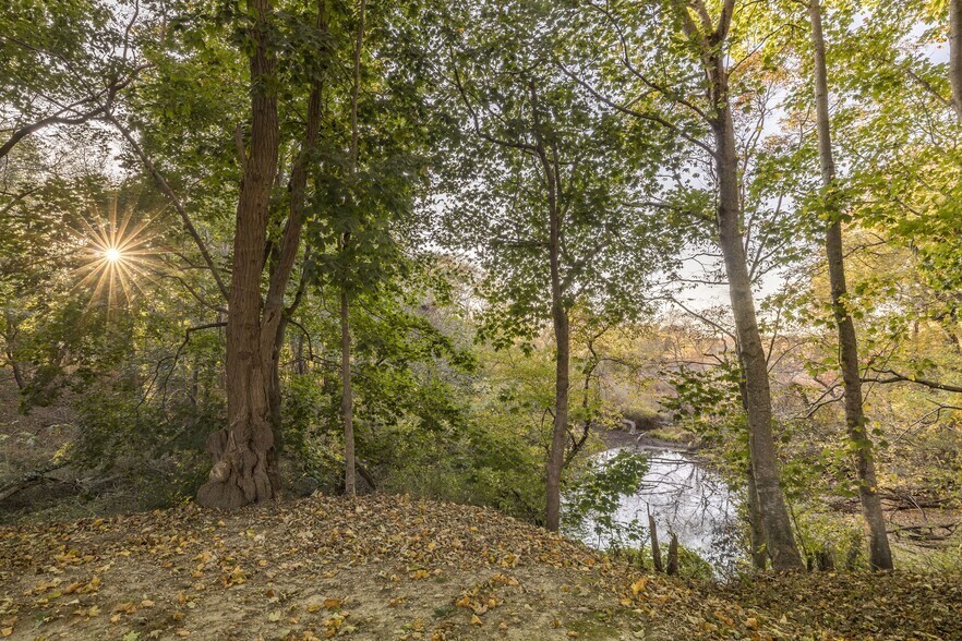 More Photos Of 1970 Montauk Hwy, Bridgehampton Restaurant For Sale