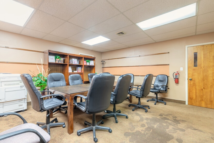 More Photos Of 54 Ridgewood Ave, Ormond Beach Religious Facility For Sale