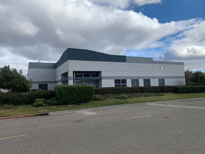 More Photos Of 18430 Technology Dr, Morgan Hill Warehouse For Lease