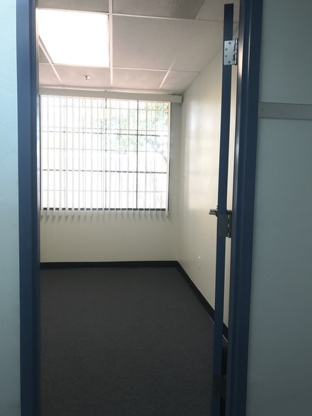 More Photos Of 1310 W St Marys Rd, Tucson Medical For Lease