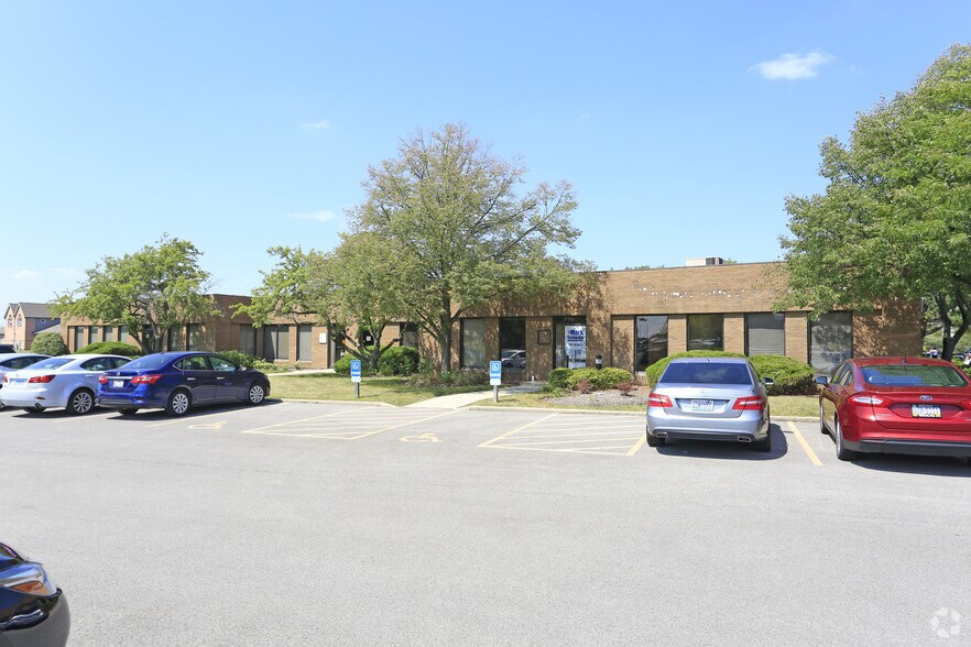 More Photos Of 4255 Westbrook Dr, Aurora Medical For Lease